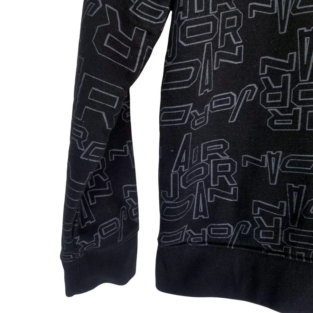 Boys Jordan All Over Print Long Sleeve Crewneck Sweatshirt Black‎ Gold Logo L